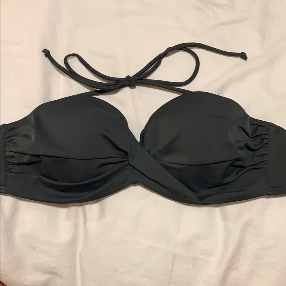 Victoria’s Secret bikini top